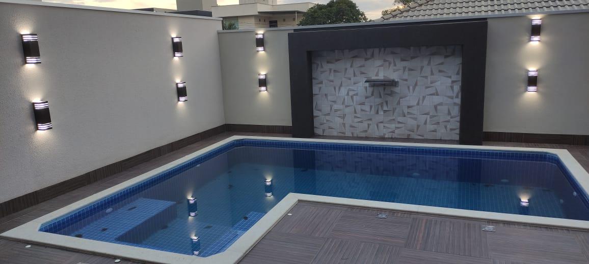 Casa de Condomínio à venda com 3 quartos, 234m² - Foto 3