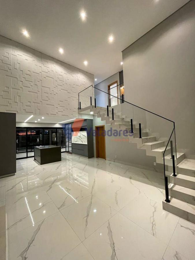 Sobrado à venda com 4 quartos, 406m² - Foto 4