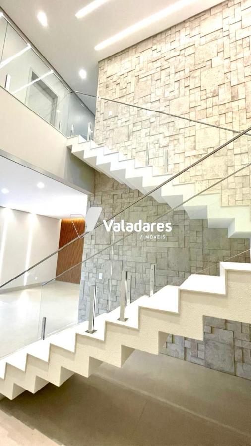 Sobrado à venda com 4 quartos, 403m² - Foto 3