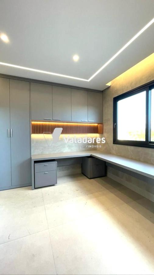 Sobrado à venda com 4 quartos, 403m² - Foto 20