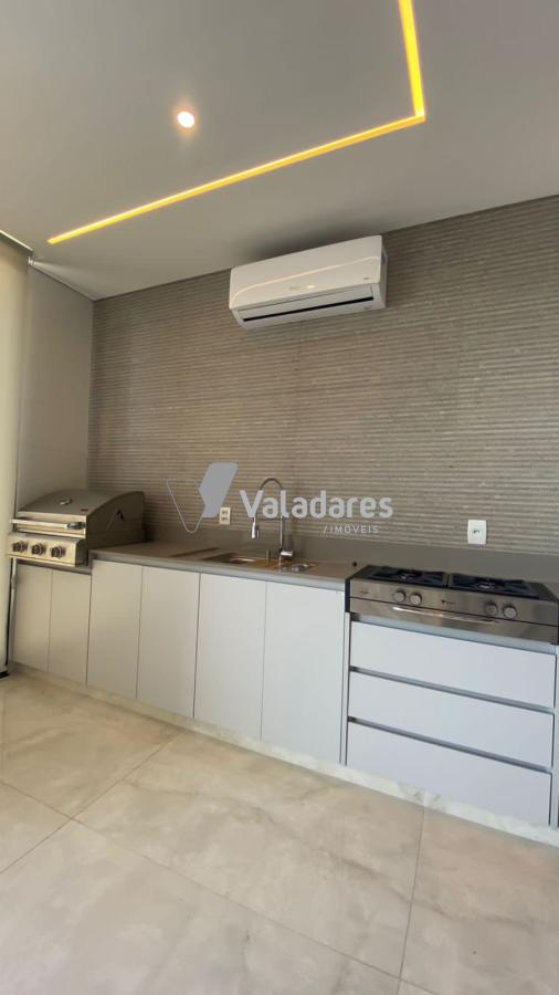 Casa de Condomínio à venda com 4 quartos, 275m² - Foto 10