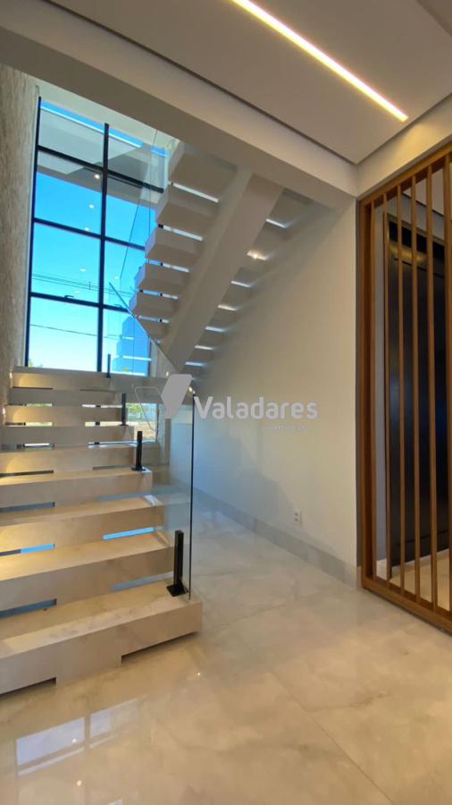 Casa de Condomínio à venda com 4 quartos, 275m² - Foto 9