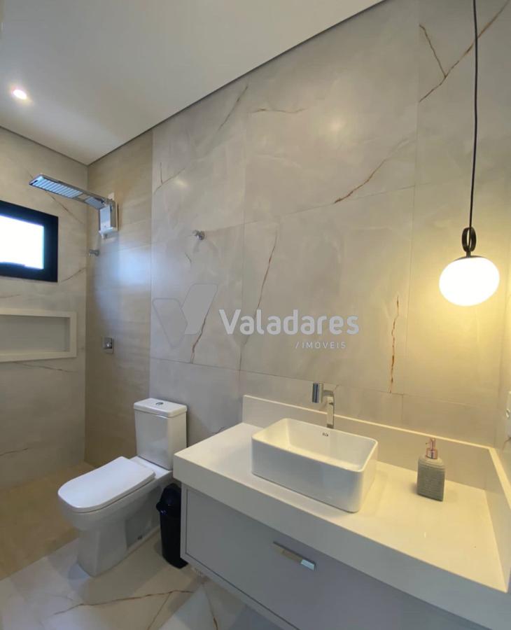 Casa de Condomínio à venda com 4 quartos, 275m² - Foto 17