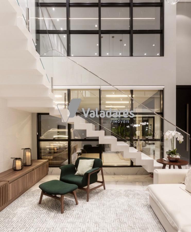 Sobrado à venda com 4 quartos, 437m² - Foto 4