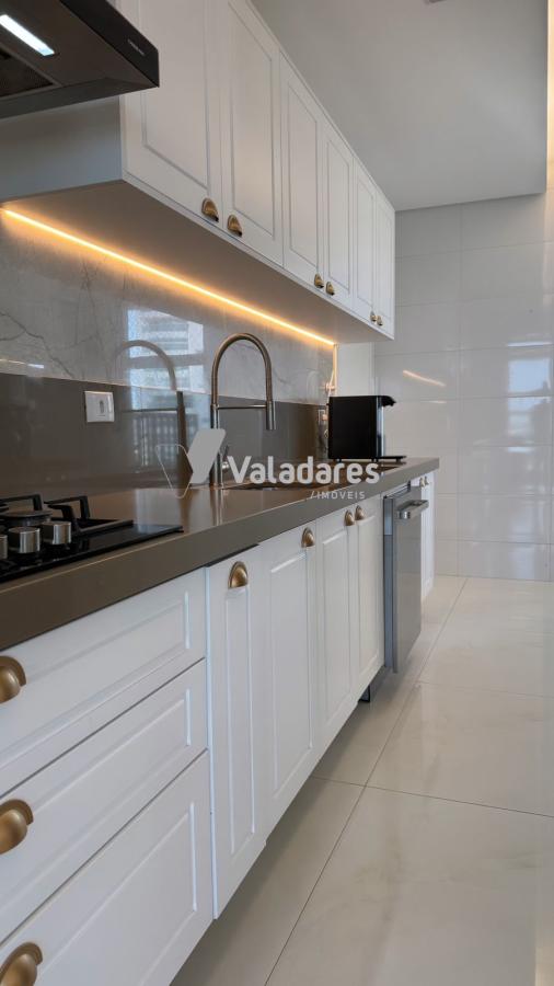 Apartamento à venda com 3 quartos, 145m² - Foto 7